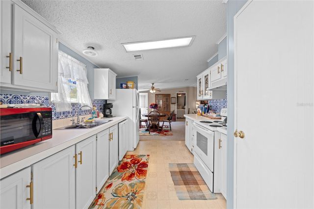 4704 LANCA LANE, St Cloud, FL 34772