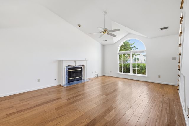 1036 Keeneland Court, Frankfort, KY 40601