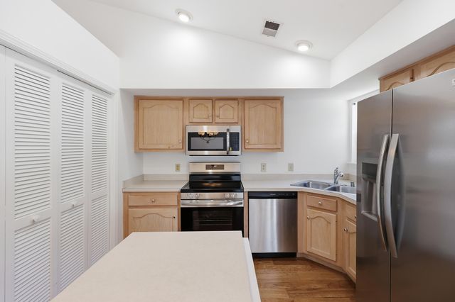 1036 Keeneland Court, Frankfort, KY 40601