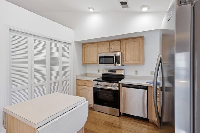 1036 Keeneland Court, Frankfort, KY 40601