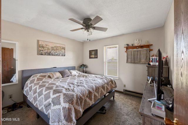 4312 W Rolling Boulevard, Defiance, OH 43512