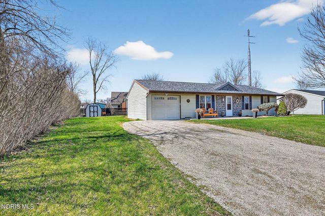4312 W Rolling Boulevard, Defiance, OH 43512