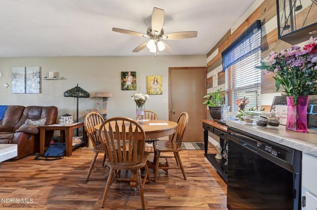 4312 W Rolling Boulevard, Defiance, OH 43512