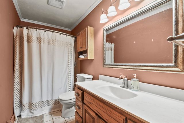 2 Bradley Court, Fall River, MA 02720