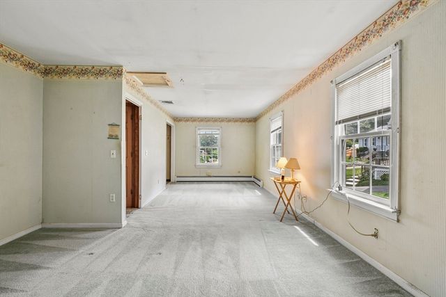 2 Bradley Court, Fall River, MA 02720