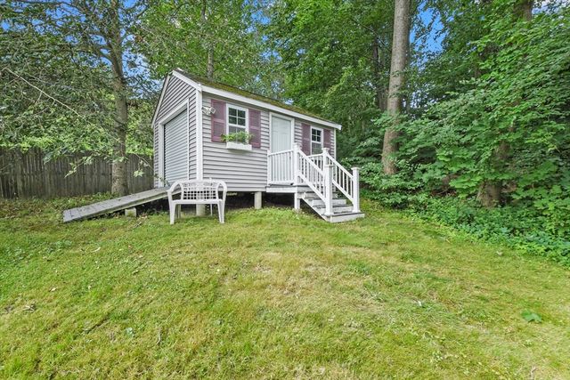 2 Bradley Court, Fall River, MA 02720