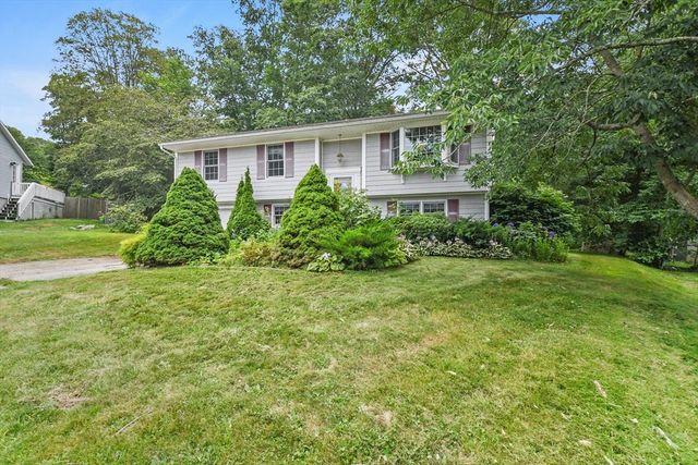 2 Bradley Court, Fall River, MA 02720
