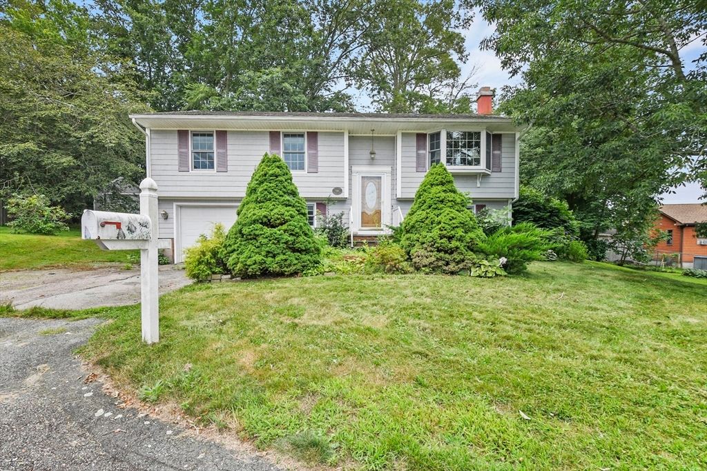 2 Bradley Court, Fall River, MA 02720