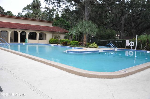 1820 SEVILLA Boulevard 211, Atlantic Beach, FL 32233