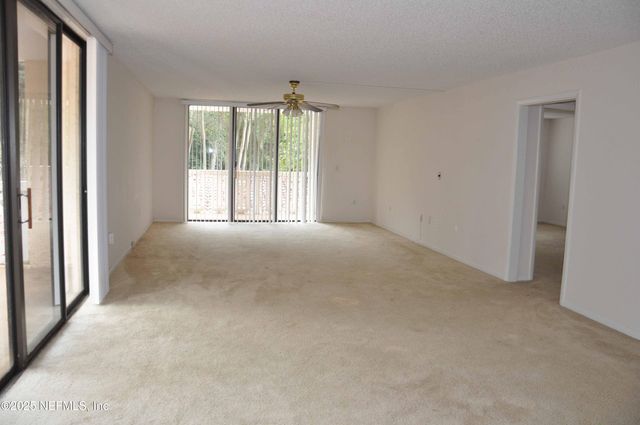 1820 SEVILLA Boulevard 211, Atlantic Beach, FL 32233