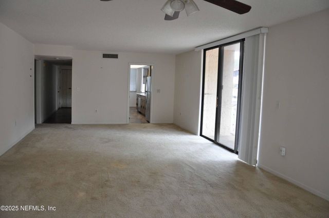 1820 SEVILLA Boulevard 211, Atlantic Beach, FL 32233