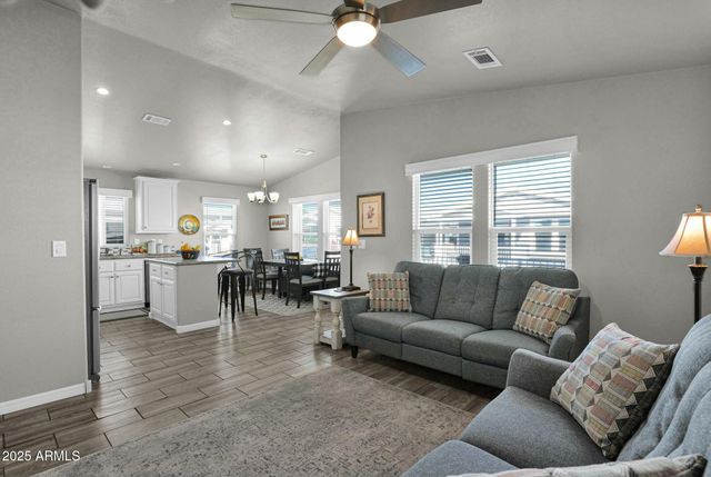 650 N Hawes Road 3505, Mesa, AZ 85207