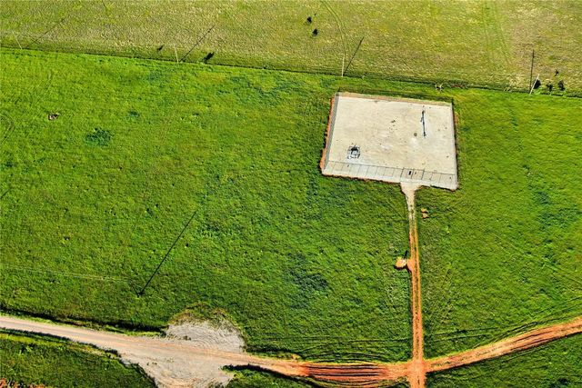 29363 Gray Wolf Drive, Cashion, OK 73016