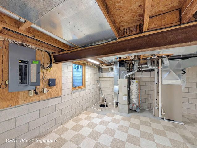 4870 CORALBERRY Road, Saginaw Twp, MI 48604