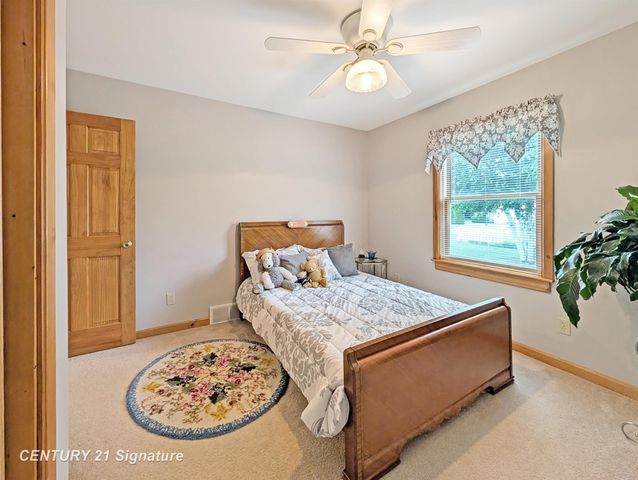 4870 CORALBERRY Road, Saginaw Twp, MI 48604