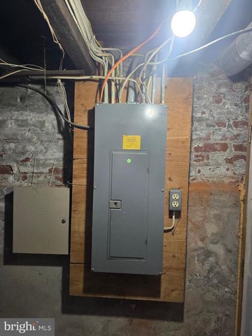 464 W OLEY ST, Reading, PA 19601