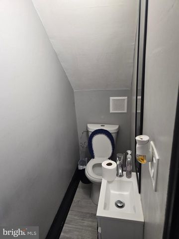 464 W OLEY ST, Reading, PA 19601