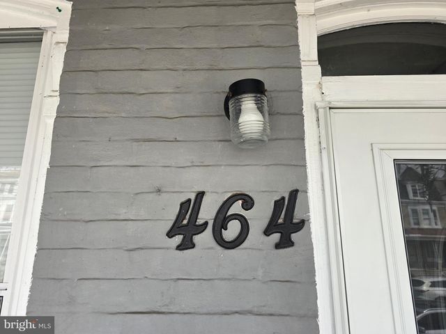 464 W OLEY ST, Reading, PA 19601