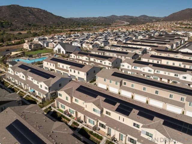 339 Sweet Pl, Fallbrook, CA 92028