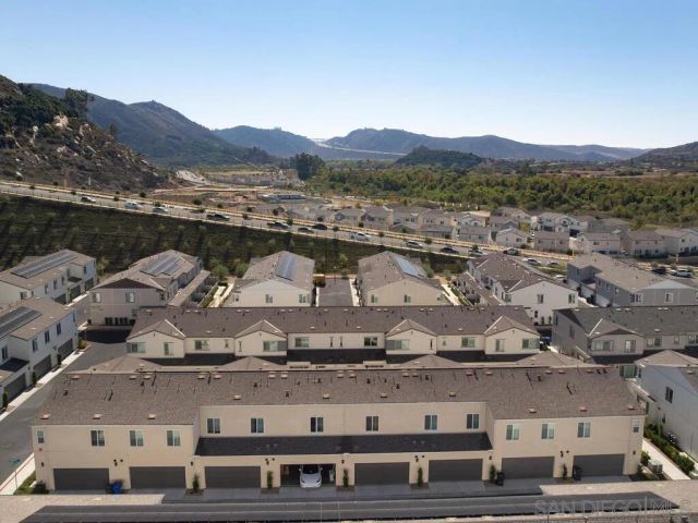 339 Sweet Pl, Fallbrook, CA 92028