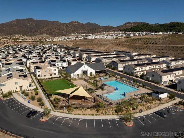 339 Sweet Pl, Fallbrook, CA 92028