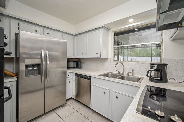 4335 Yosemite Drive, Pasadena, TX 77504