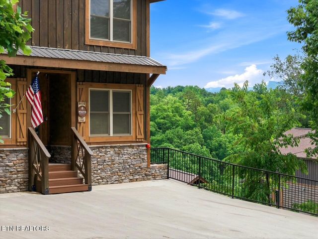 3032 Ridgetop Resort Way, Pigeon Forge, TN 37863