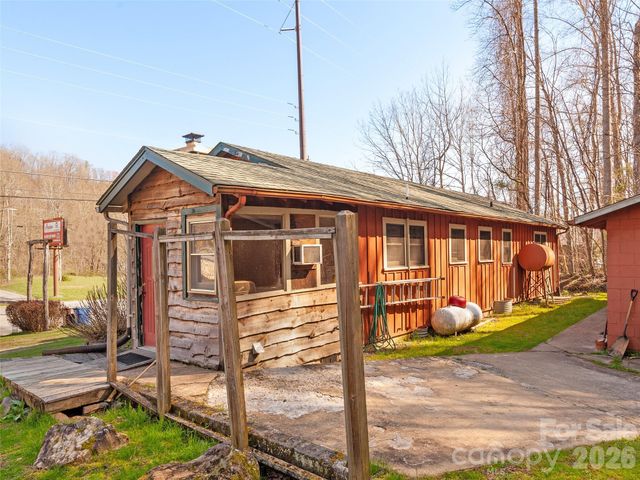 1361 Soco Road, Maggie Valley, NC 28751