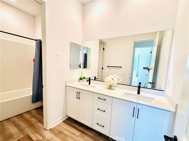 147 Culture, Irvine, CA 92618