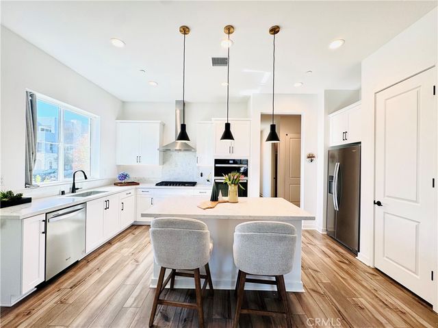 147 Culture, Irvine, CA 92618