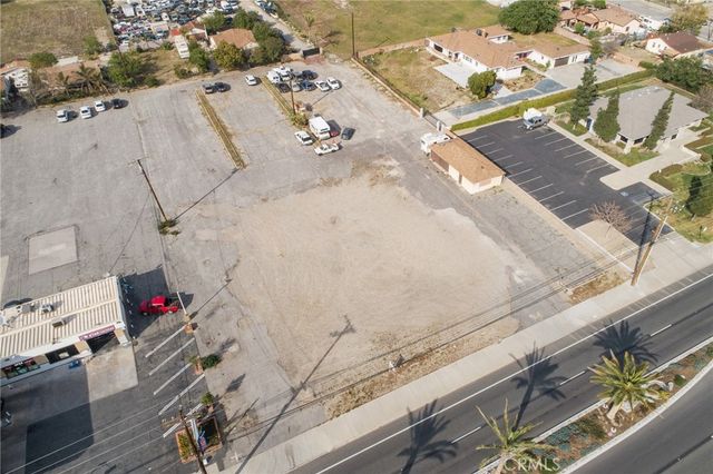 16436 Foothill Boulevard, Fontana, CA 92335