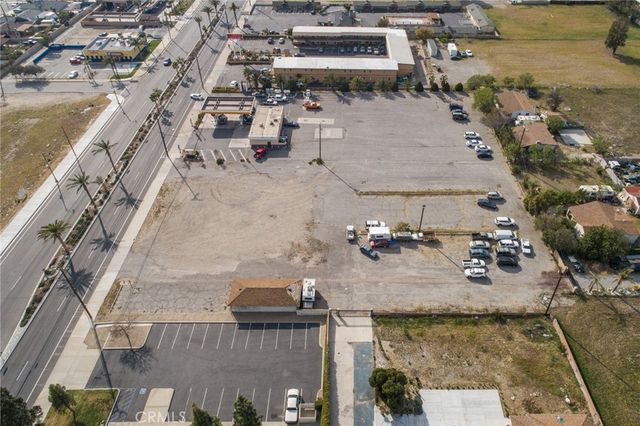 16436 Foothill Boulevard, Fontana, CA 92335