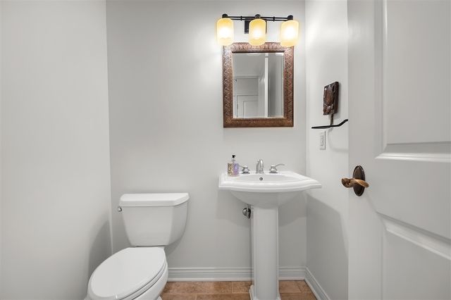 8272 Bainbridge Drive, Mattawan, MI 49071