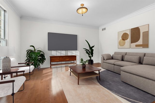 8272 Bainbridge Drive, Mattawan, MI 49071