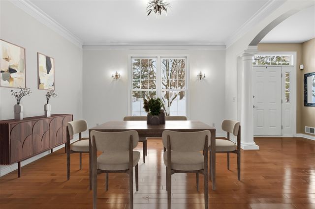 8272 Bainbridge Drive, Mattawan, MI 49071