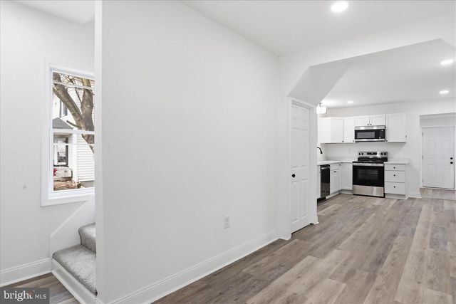 1035 HAMMONDS MILL RD, Hedgesville, WV 25427