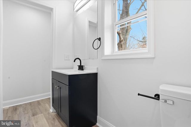 1035 HAMMONDS MILL RD, Hedgesville, WV 25427