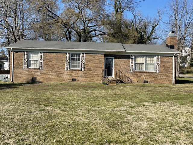 550 E Jefferson St, Pulaski, TN 38478