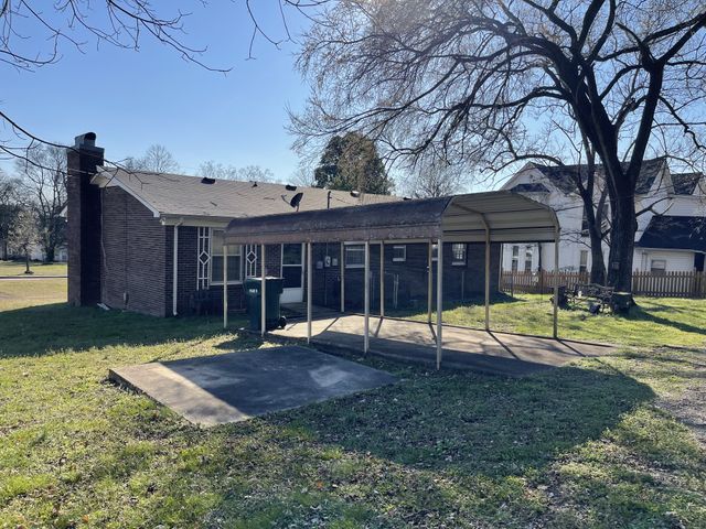 550 E Jefferson St, Pulaski, TN 38478
