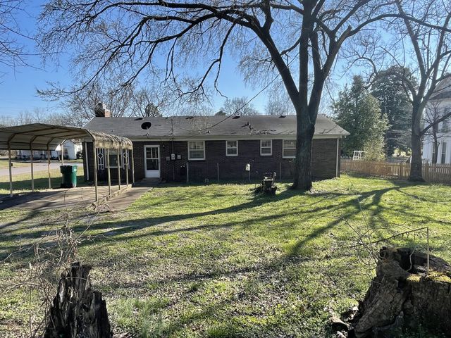550 E Jefferson St, Pulaski, TN 38478