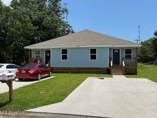 2300 18th Avenue, A-B, Gulfport, MS 39501
