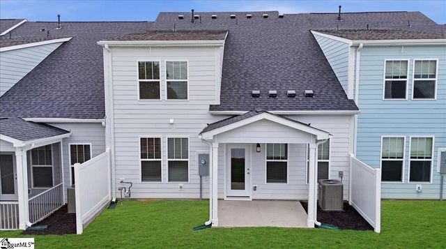 427 Crestcreek Drive, Anderson, SC 29621