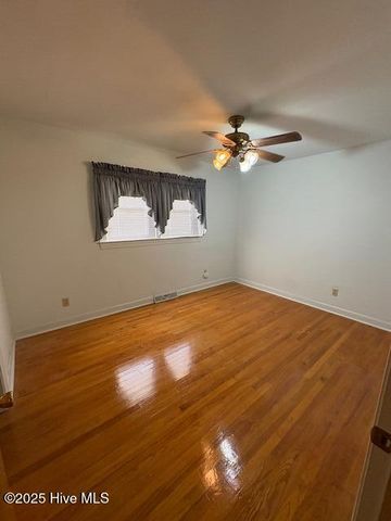 2976 Portertown Road, Greenville, NC 27858