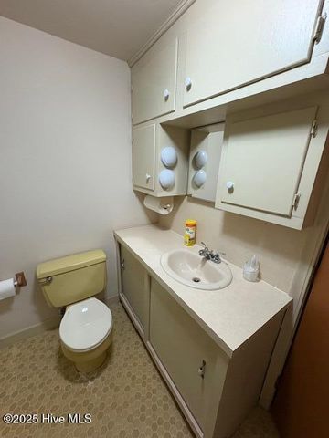 2976 Portertown Road, Greenville, NC 27858