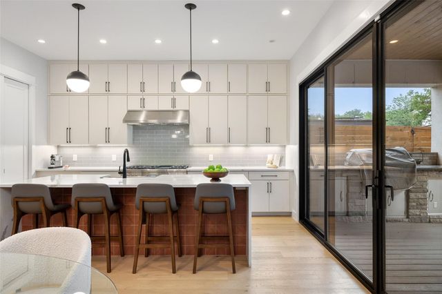 5405 Montview ST, Austin, TX 78756