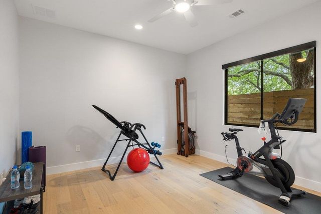 5405 Montview ST, Austin, TX 78756