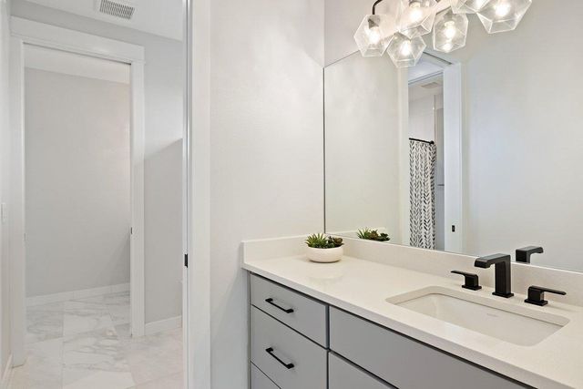 5405 Montview ST, Austin, TX 78756