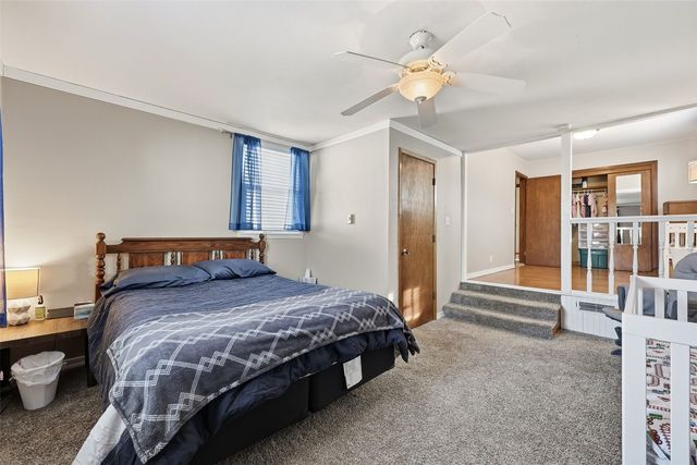 742 43rd St NE, Cedar Rapids, IA 52402