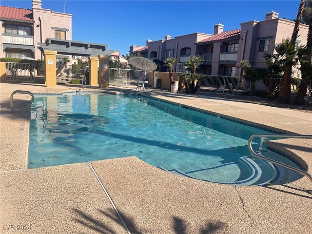 5158 South Jones Boulevard 208, Las Vegas, NV 89118