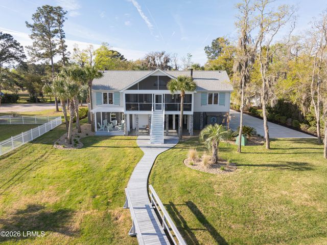 28 Jeannine Court, Seabrook, SC 29940